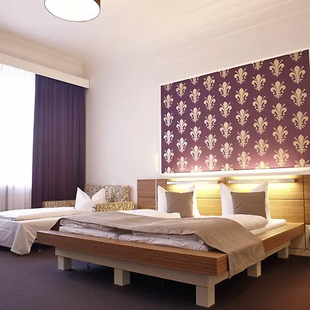 Prinzregent Hotel 3*